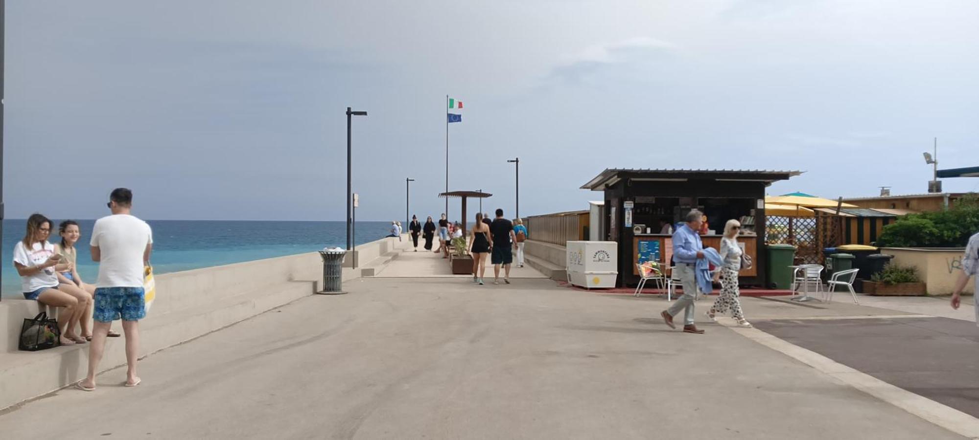 Piccolo Hotel Holiday Center Finale Ligure Ngoại thất bức ảnh