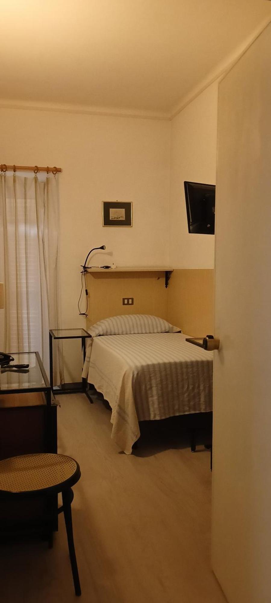 Piccolo Hotel Holiday Center Finale Ligure Ngoại thất bức ảnh