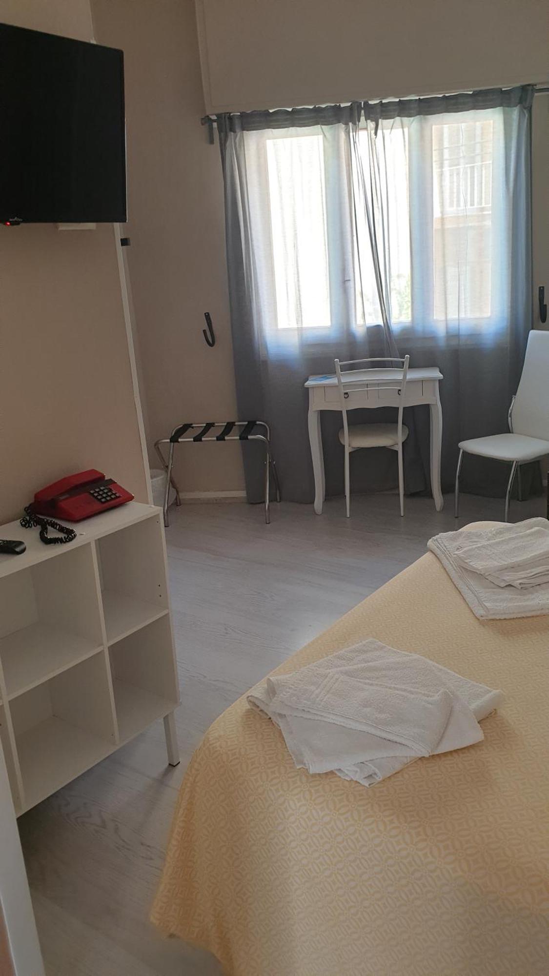 Piccolo Hotel Holiday Center Finale Ligure Ngoại thất bức ảnh